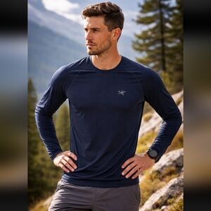 EUC Arc'teryx Motus Navy Blue Crew Neck Long-Sleeve Base Shirt Medium